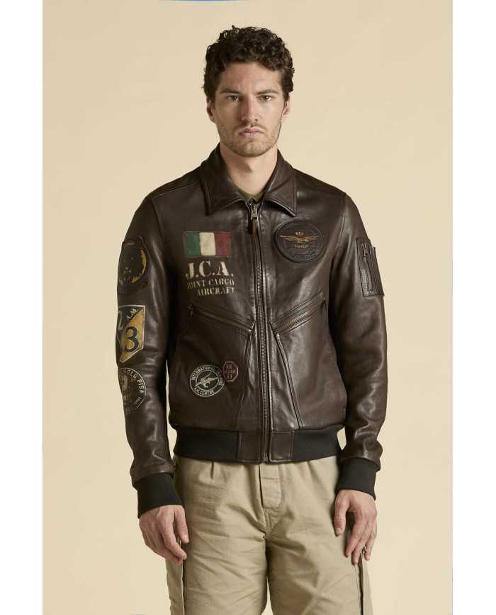 Veste en cuir avec écussons et imprimés