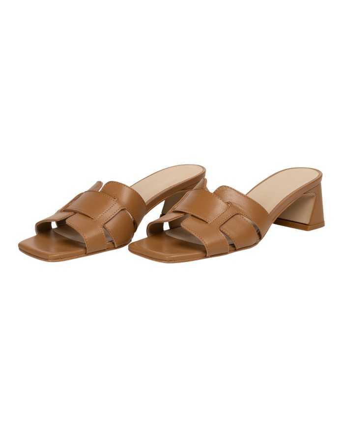 WOMAN SHOES SANDAL