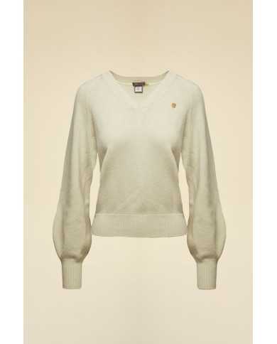 Pull teint en pièce