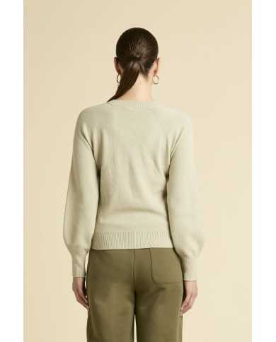 Pull teint en pièce