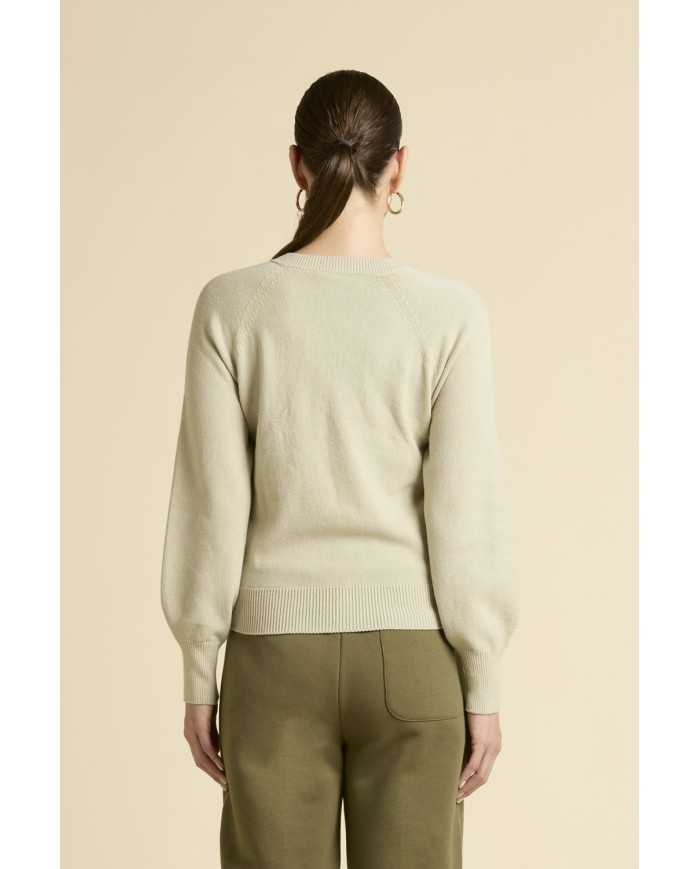 Pull teint en pièce