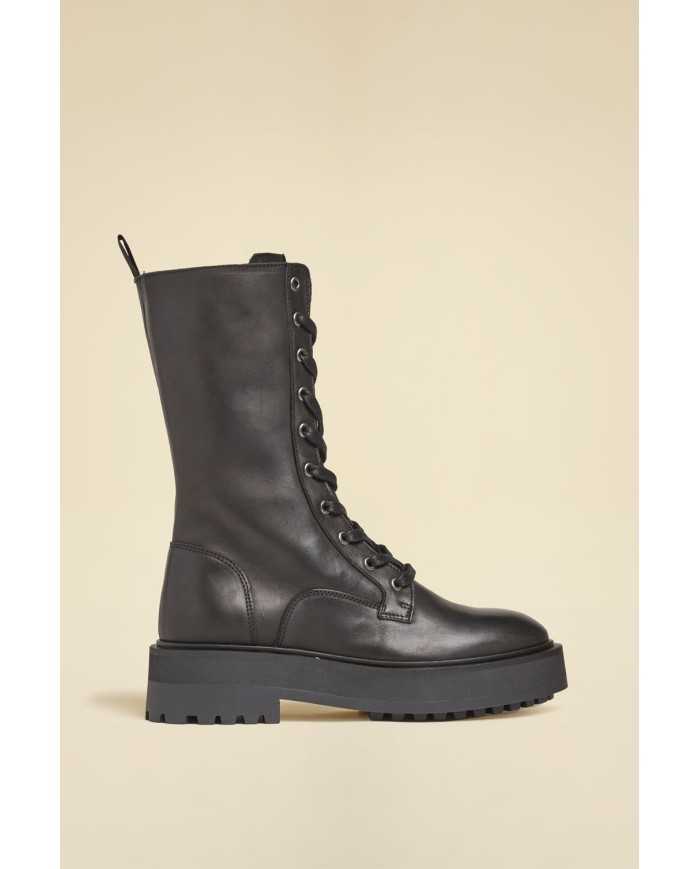 Bottes à lacets cuir