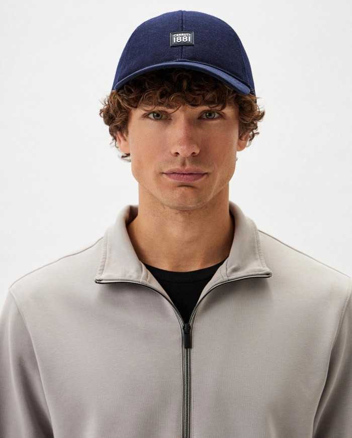 Casquettes Cerruti 1881